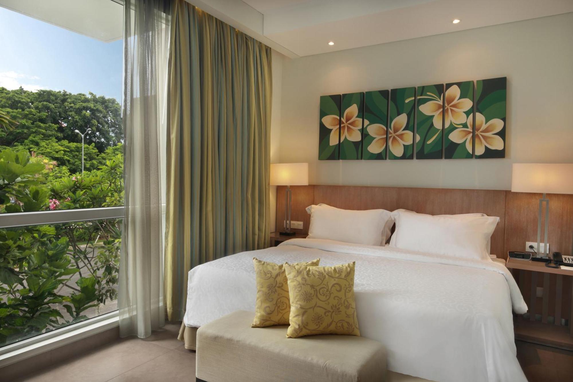 One-Bedroom King Suite
